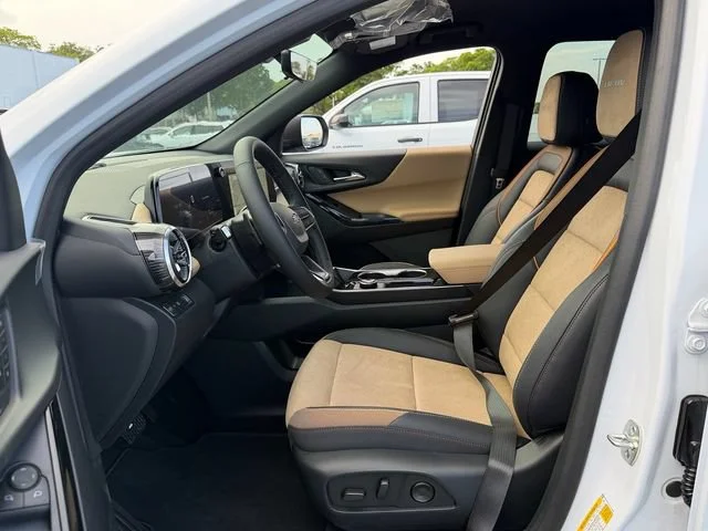 New 2026 Polar White Tricoat Chevrolet ACTIV image 5