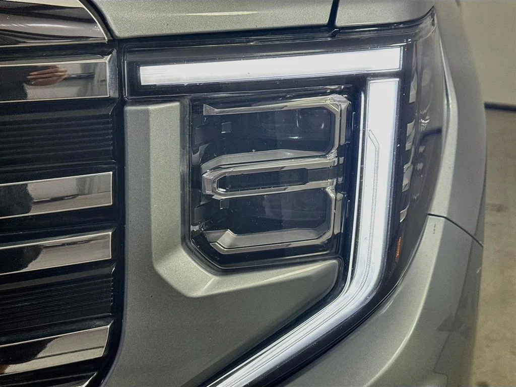 Used 2025 Silver GMC SLT image 38