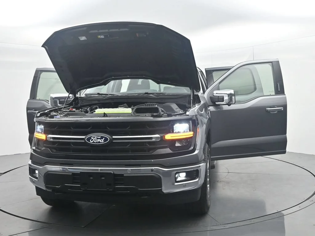New 2026 Carbonized Gray Metallic Ford XLT image 48