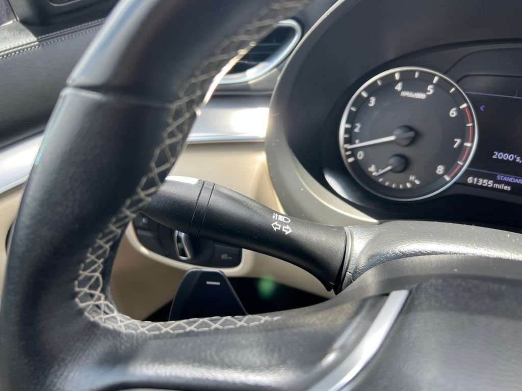 Used 2020 Gray INFINITI LUXE image 20