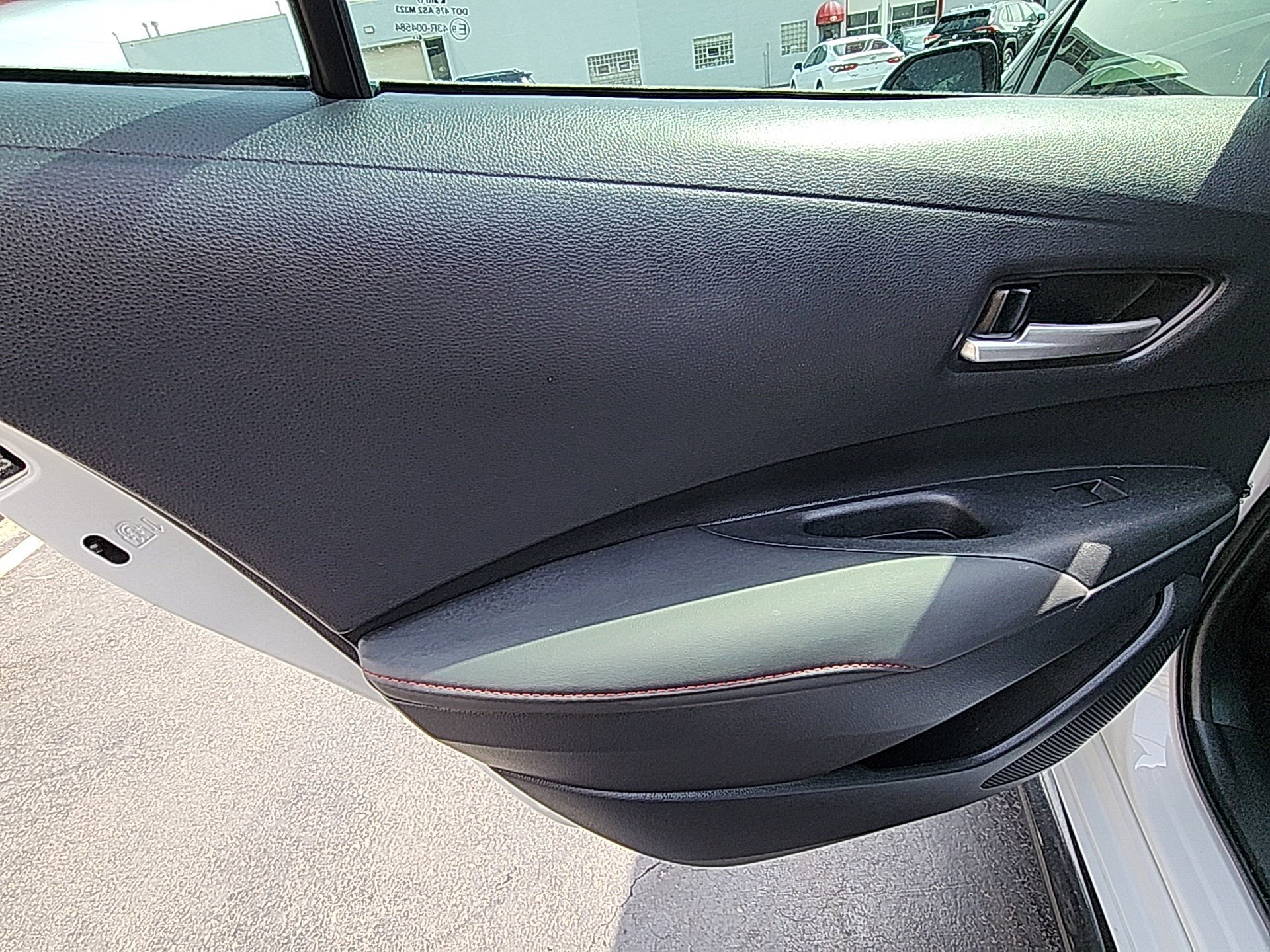Certified Used 2025 Wind Chill Pearl Toyota SE image 20