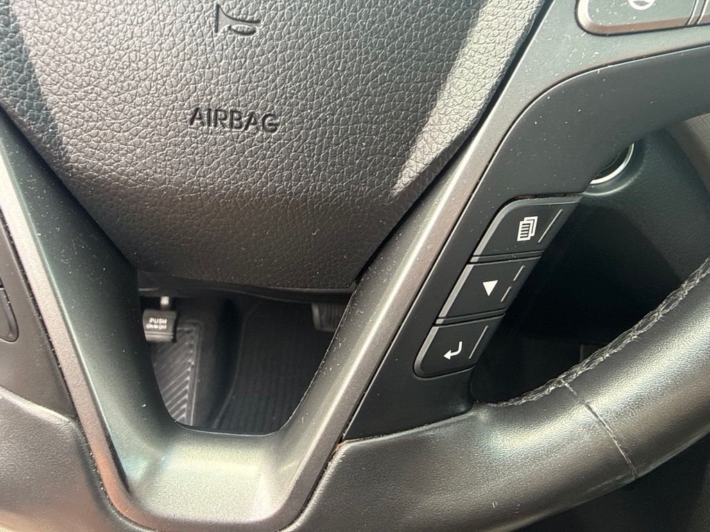 Used 2015 Frost Hyundai Limited image 23