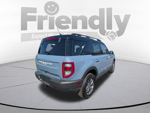 Used 2024 Gray Ford Badlands image 5