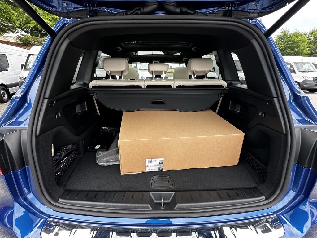 New 2026 Starling Blue Metallic Mercedes-Benz GLB 250 image 21