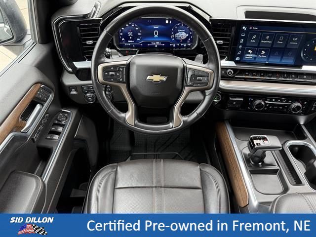 Used 2022 Black Chevrolet High Country image 5
