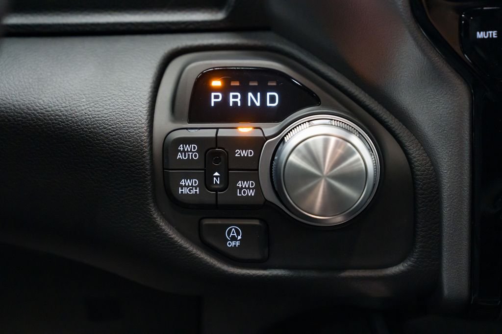 2026 RAM 1500 Laramie - Photo 15