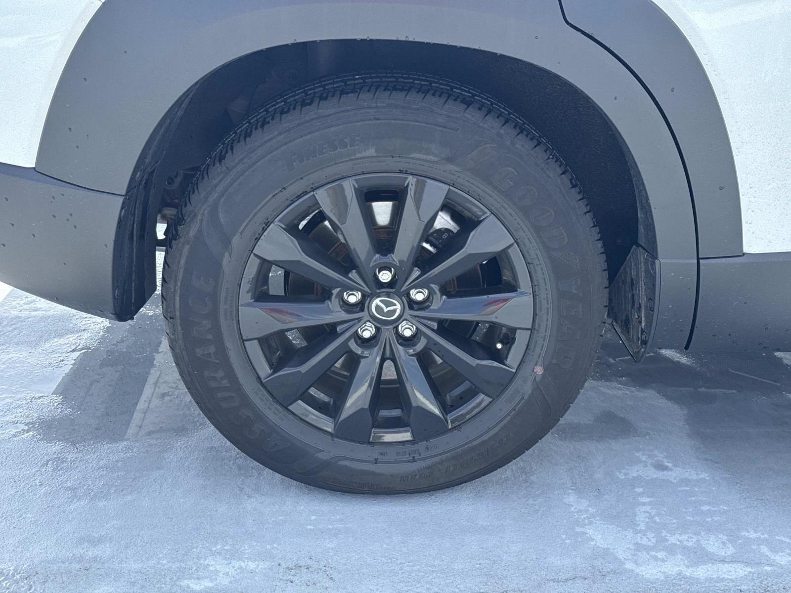 Used 2024 Wind Chill Pearl Mazda 2.5 S Premium Package image 7