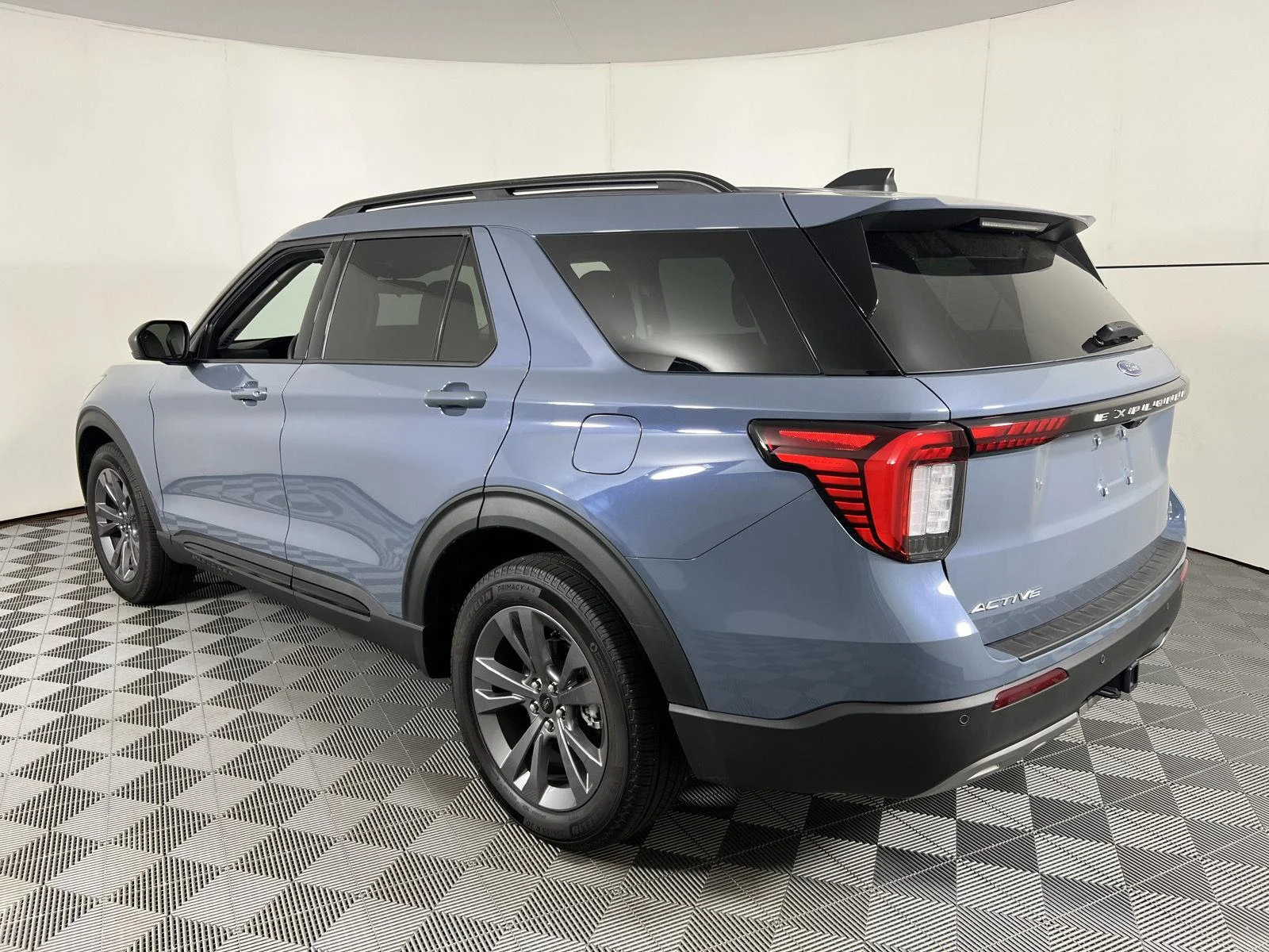 New 2026 Vapor Blue Ford Active image 9