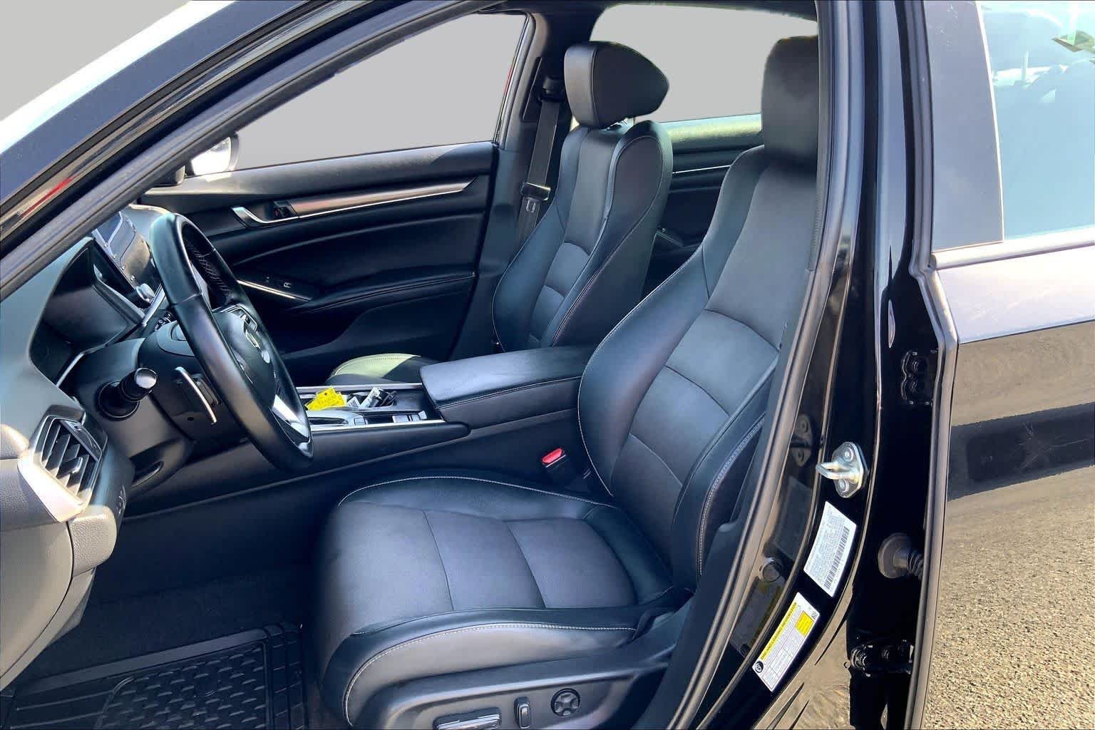 Used 2018  Honda Sport 1.5T image 8