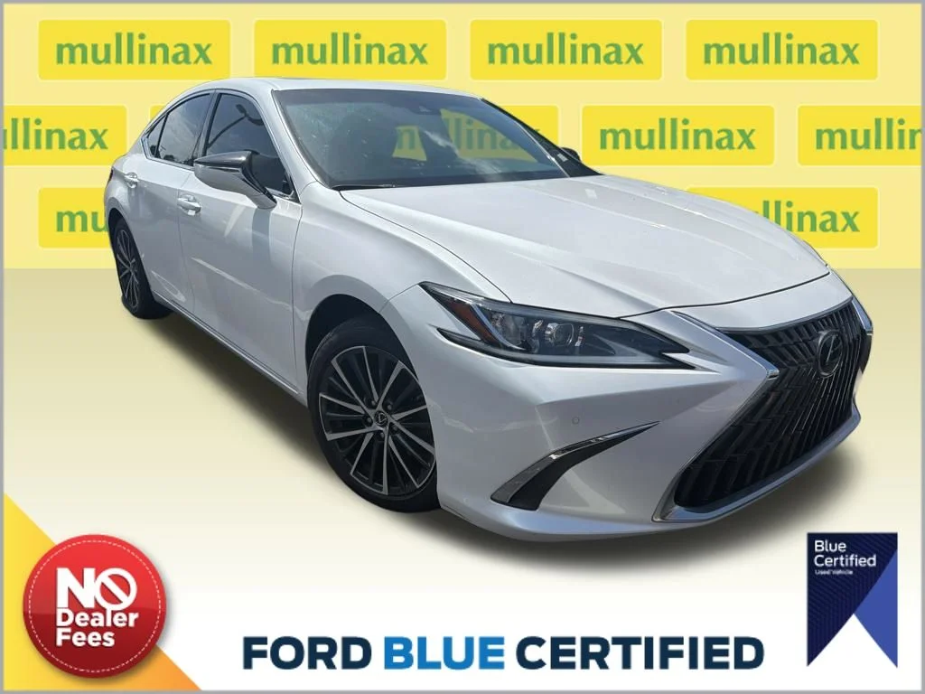 2023 Lexus ES 350 350's photo