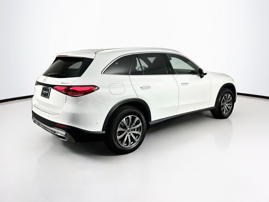 Used 2023 White Mercedes-Benz GLC 300 image 6