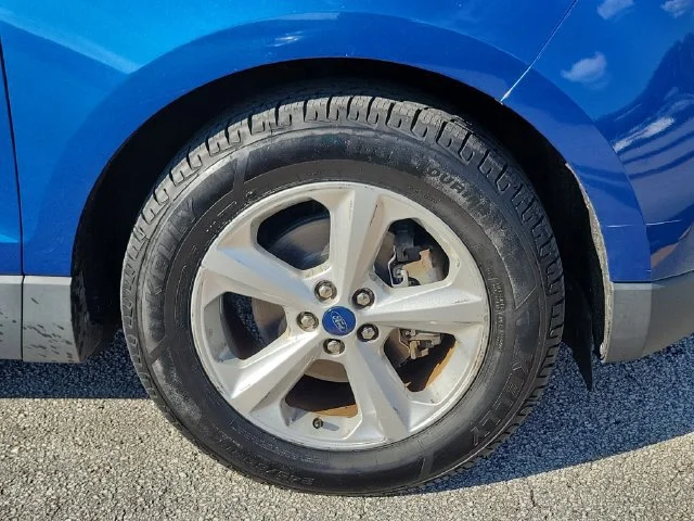 2020 Ford Edge SE - Photo 6