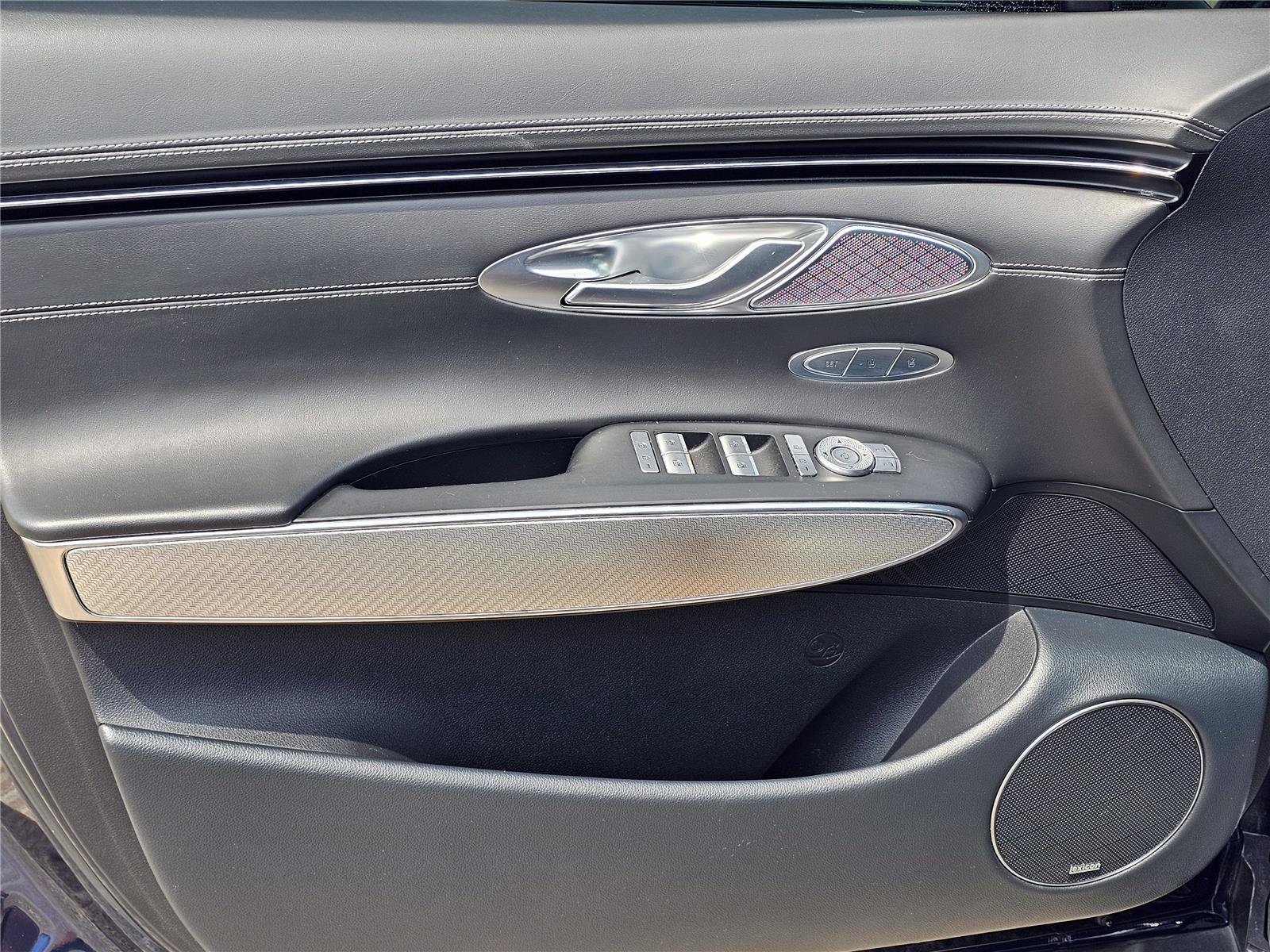 2023 GENESIS GV70 Standard - Photo 14
