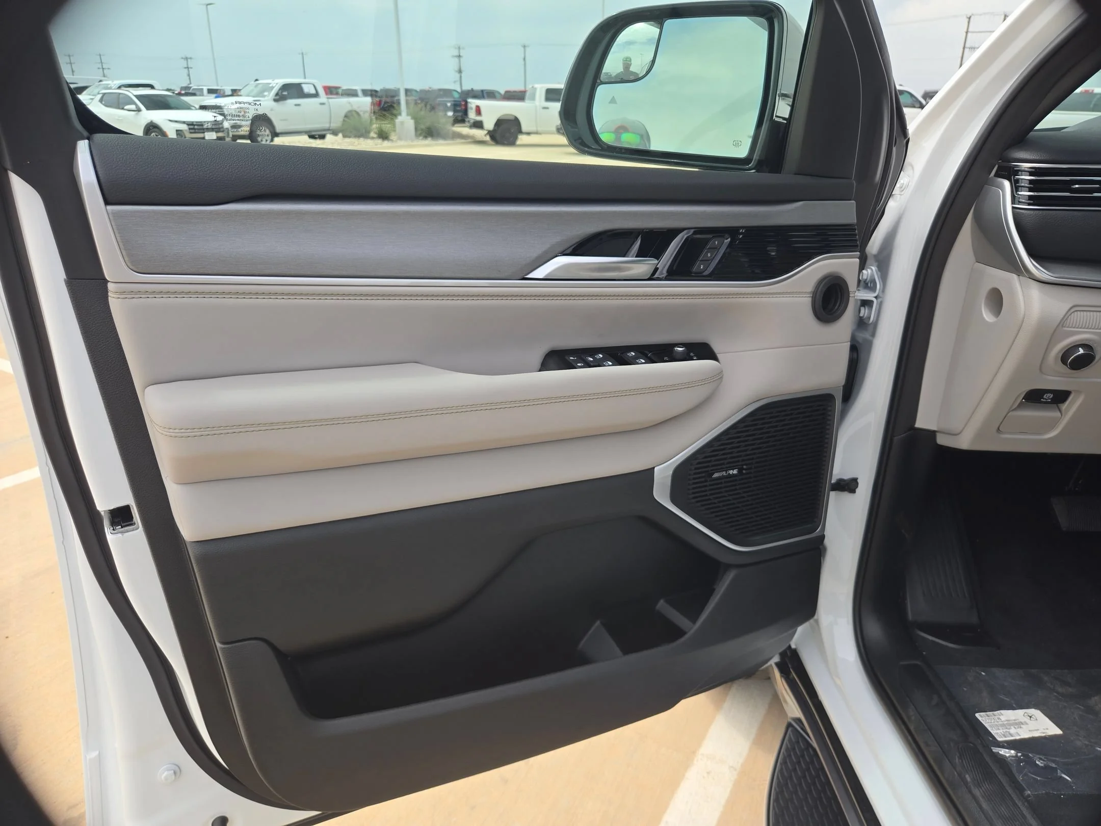 New 2026 Bright White Clearcoat Jeep  image 12