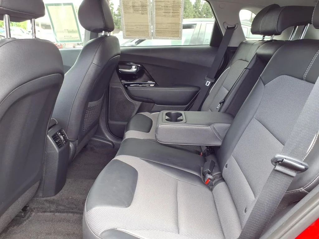 Certified Used 2022 Red Kia S image 11