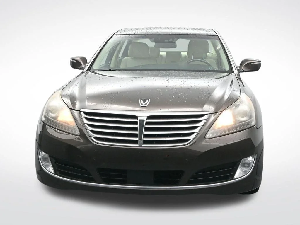Used 2016 Hyundai Equus Signature with VIN KMHGH4JH1GU103865 for sale in Fayetteville, NC