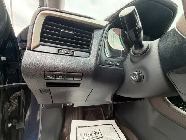 Used 2016  Lexus 350 image 17