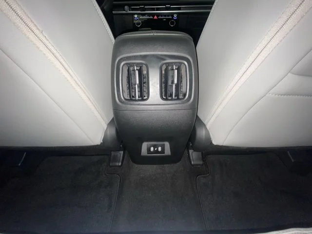 Used 2026 Black Hyundai SEL image 29