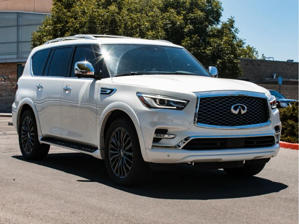 Used 2023 Moonstone White INFINITI SENSORY image 3