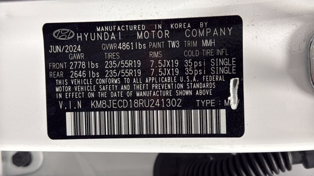 Used 2024 White Pearl Hyundai Limited image 29