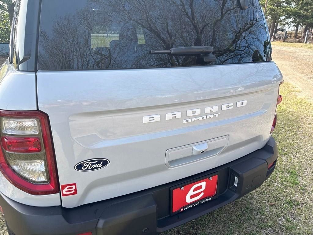 New 2026 Space White Metallic Ford Big Bend® image 47
