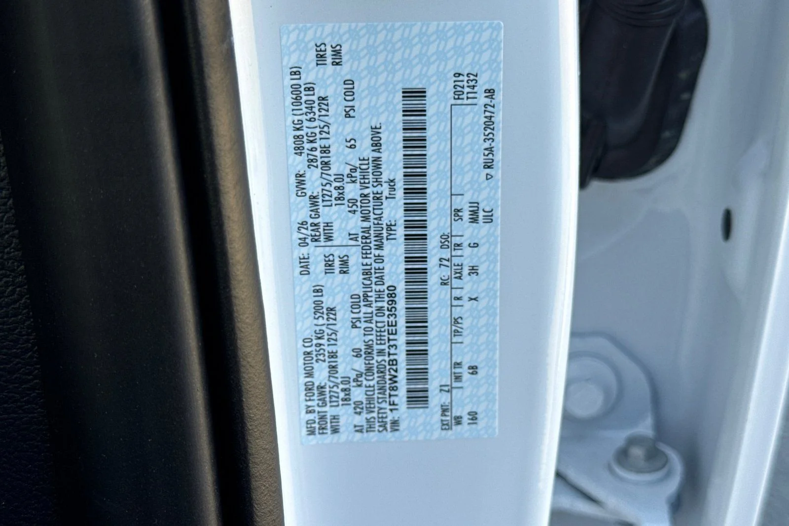 New 2026 Oxford White Ford F-250® Lariat® image 30