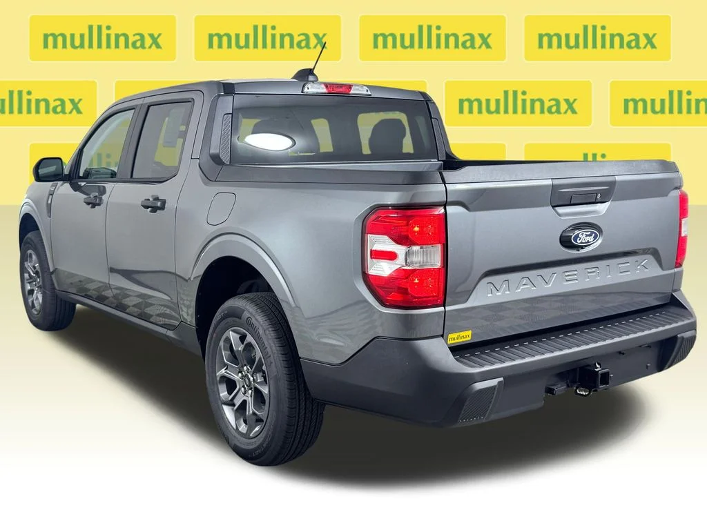 New 2026 Gray Ford XLT image 4