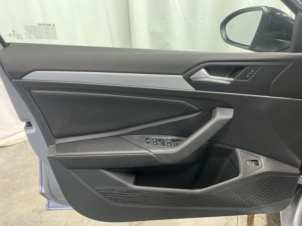 New 2026 Silver Volkswagen 1.5T Sport image 9