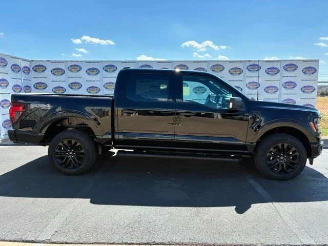 New 2026 Agate Black Metallic Ford XLT image 1