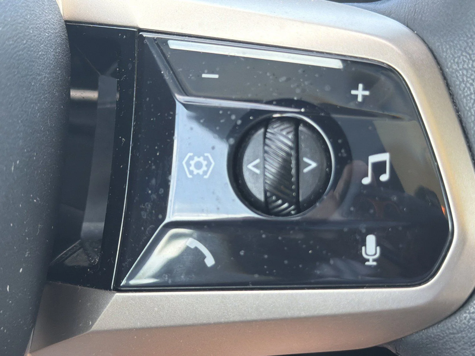 Certified Used 2024 Blue BMW xDrive50 image 30