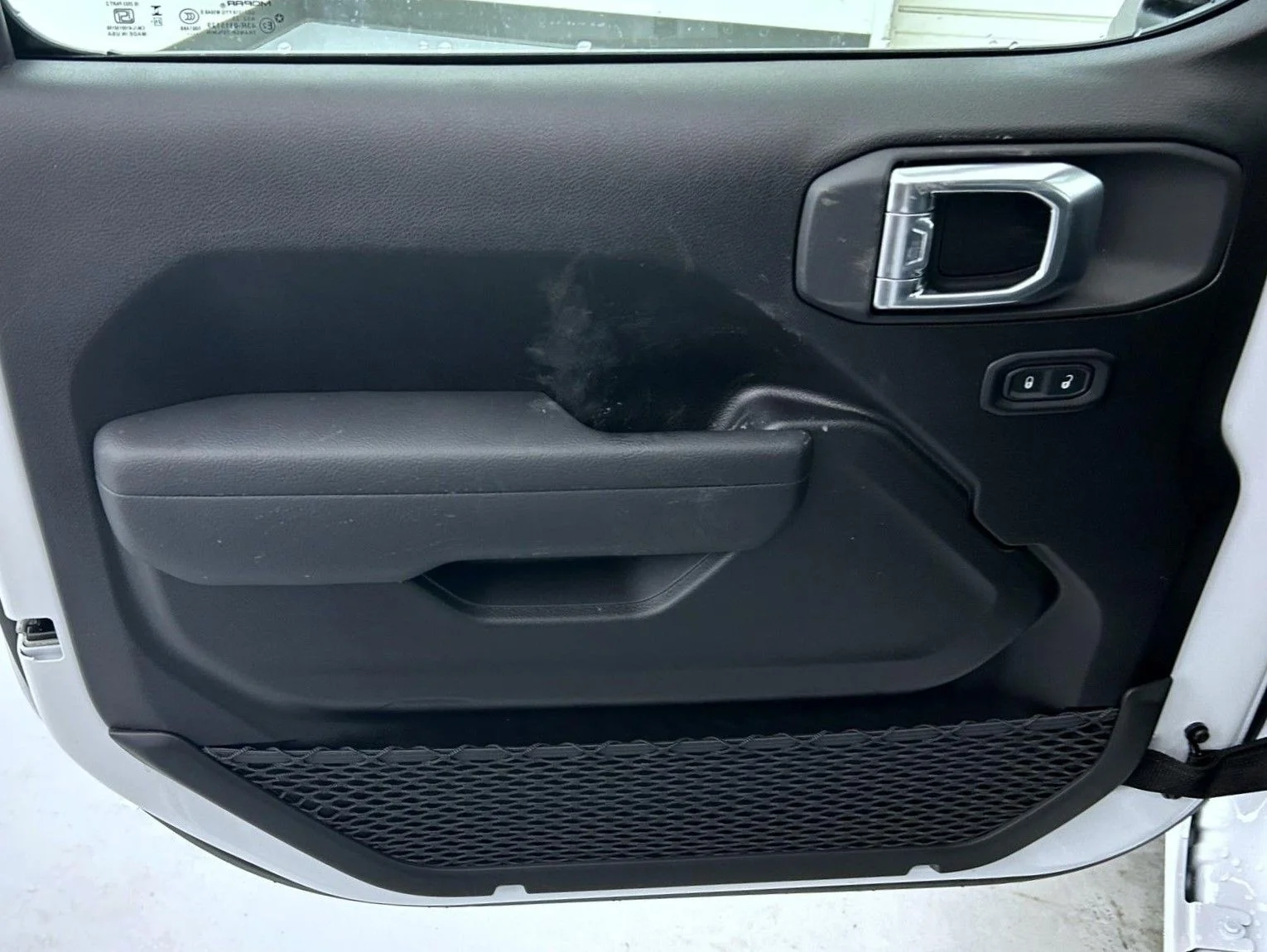 New 2026 White Jeep Sport image 9