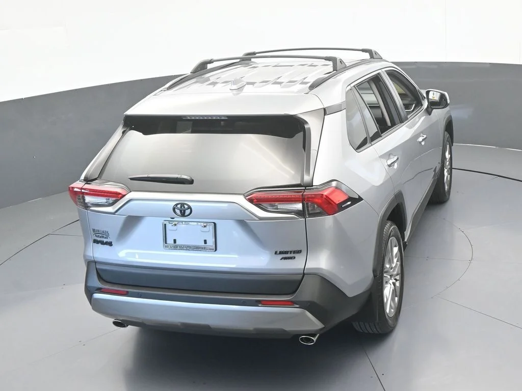Used 2025 Silver Sky Metallic Toyota Limited image 58