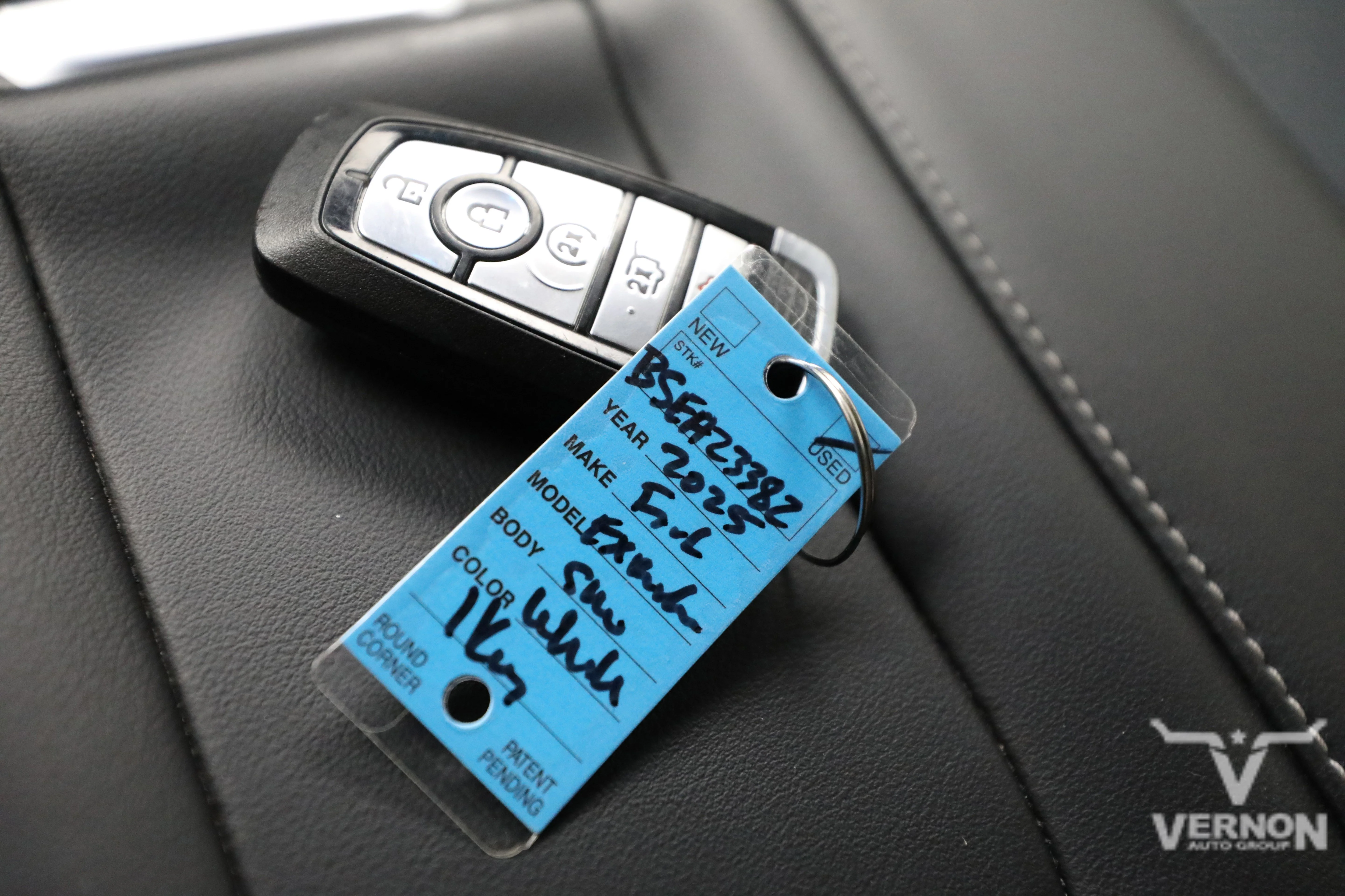 Pre-Owned 2025 Ford Expedition Platinum 4x4