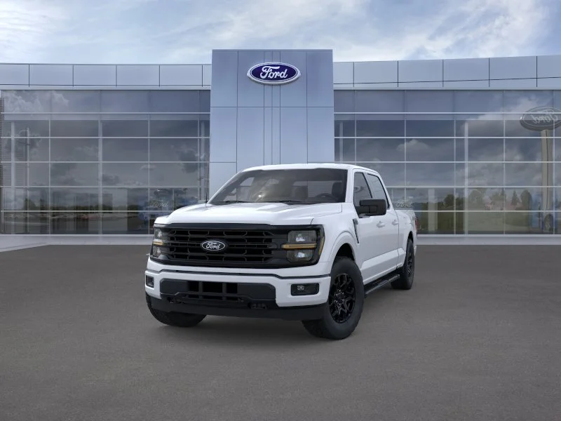 New 2026 Oxford White Ford XLT image 9