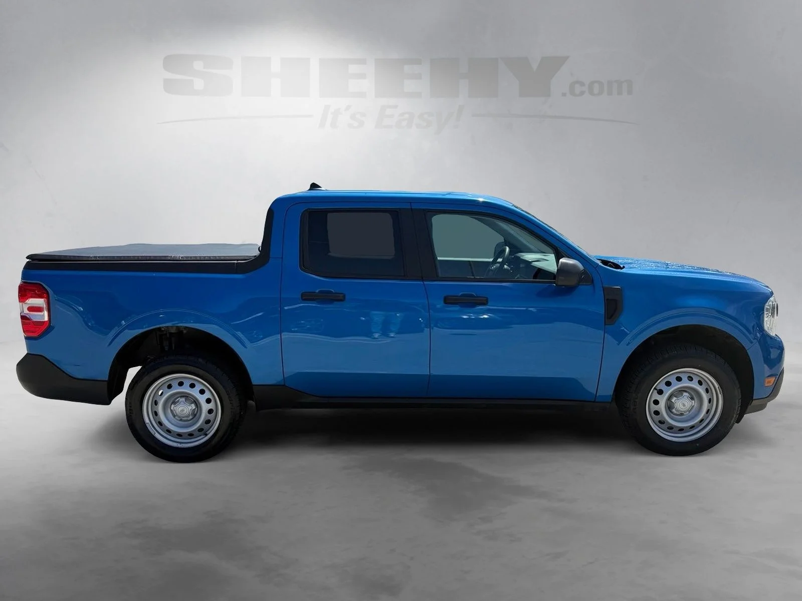 Used 2022 Blue Ford XL image 10