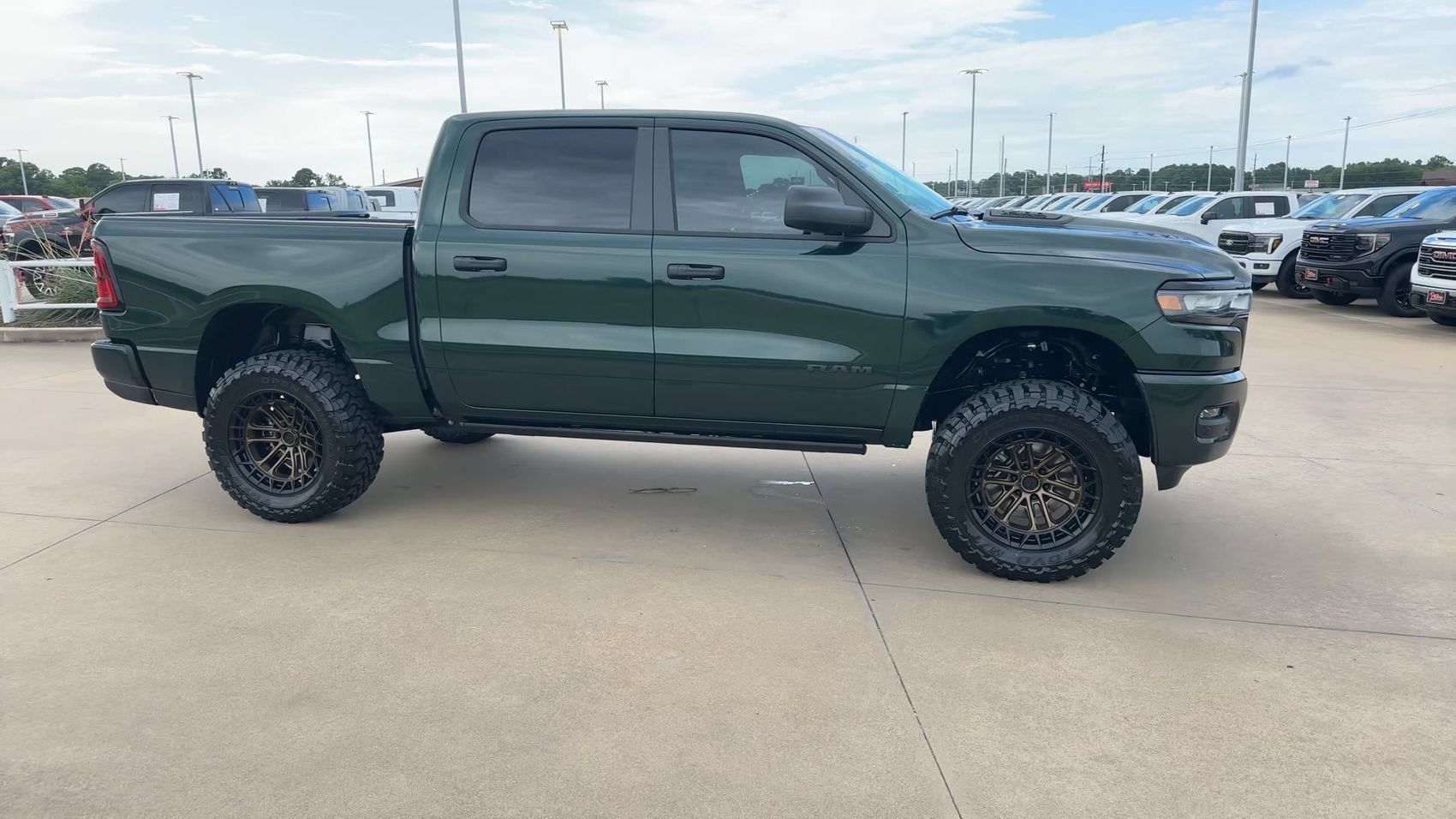 New 2026 Serrano Green Metallic Ram Express image 2