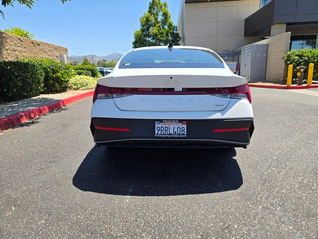 Used 2025 White Hyundai Blue image 6