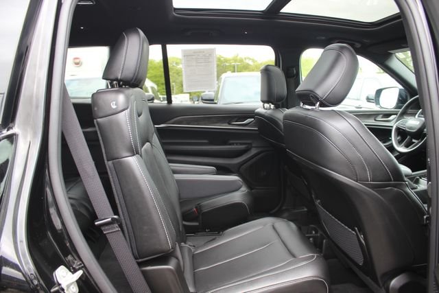 Used 2024 Black Jeep Limited image 34