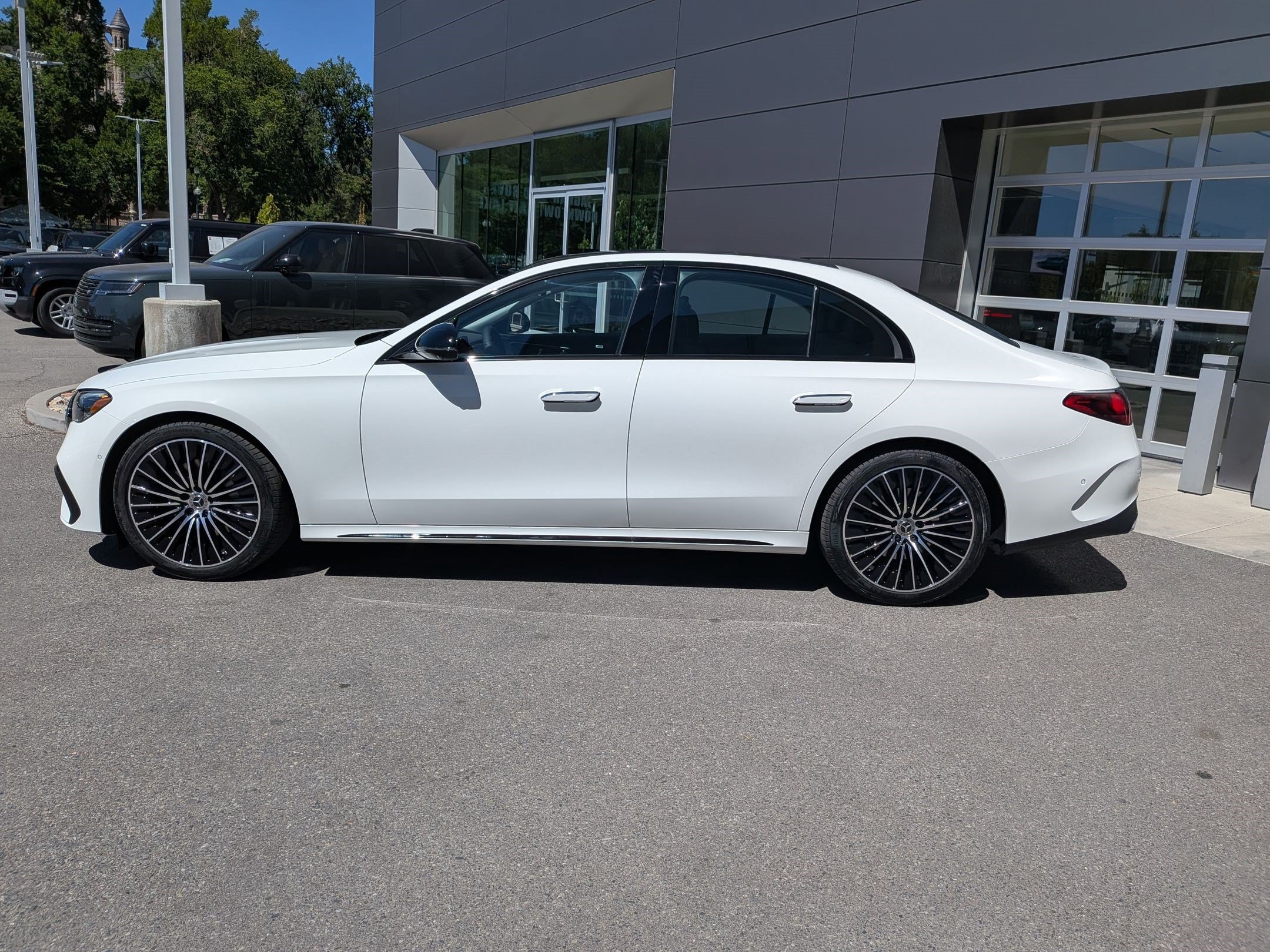 New 2026 Polar White Mercedes-Benz E 350 image 23