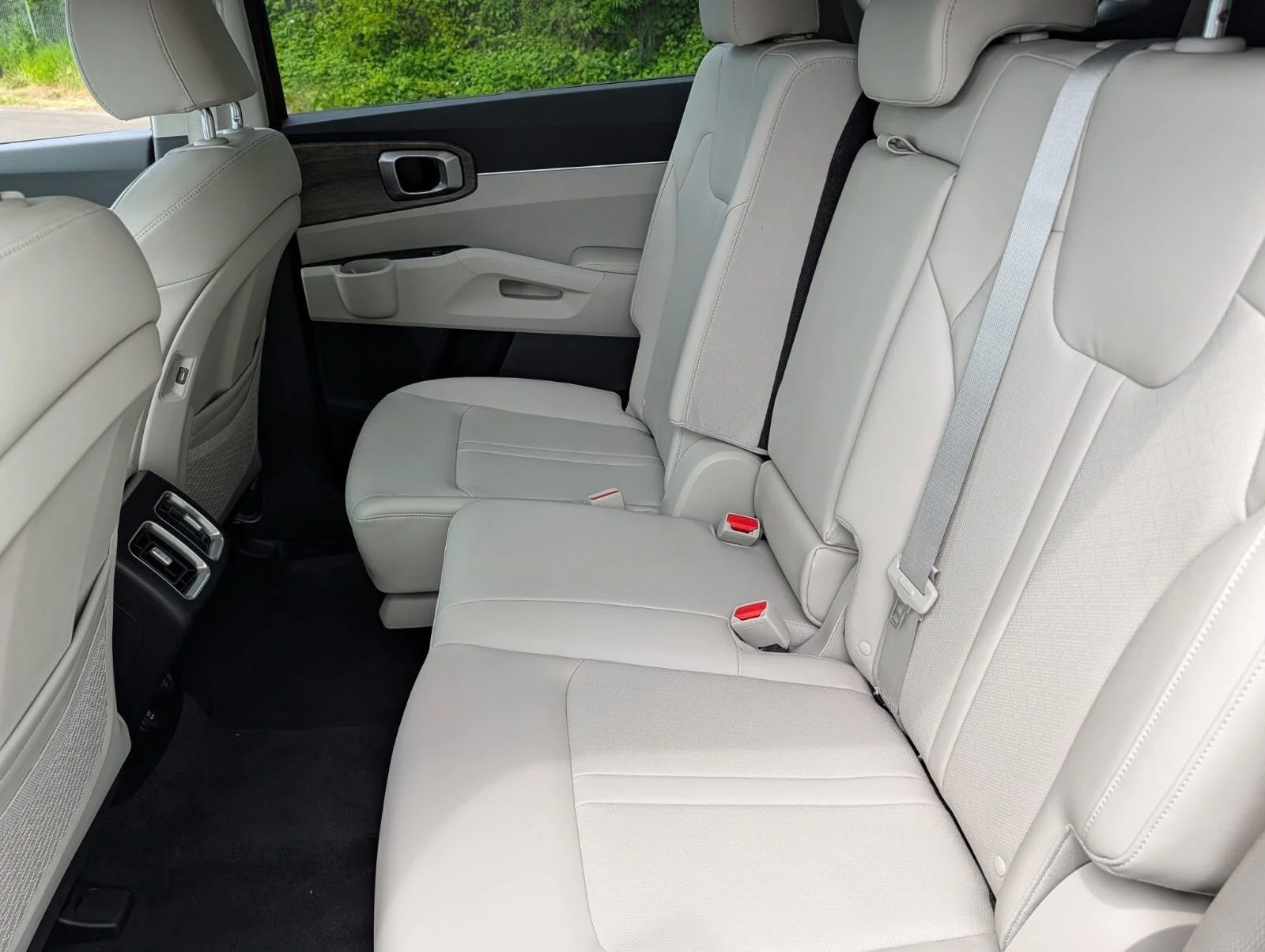 Used 2022 Red Kia X-Line S image 19
