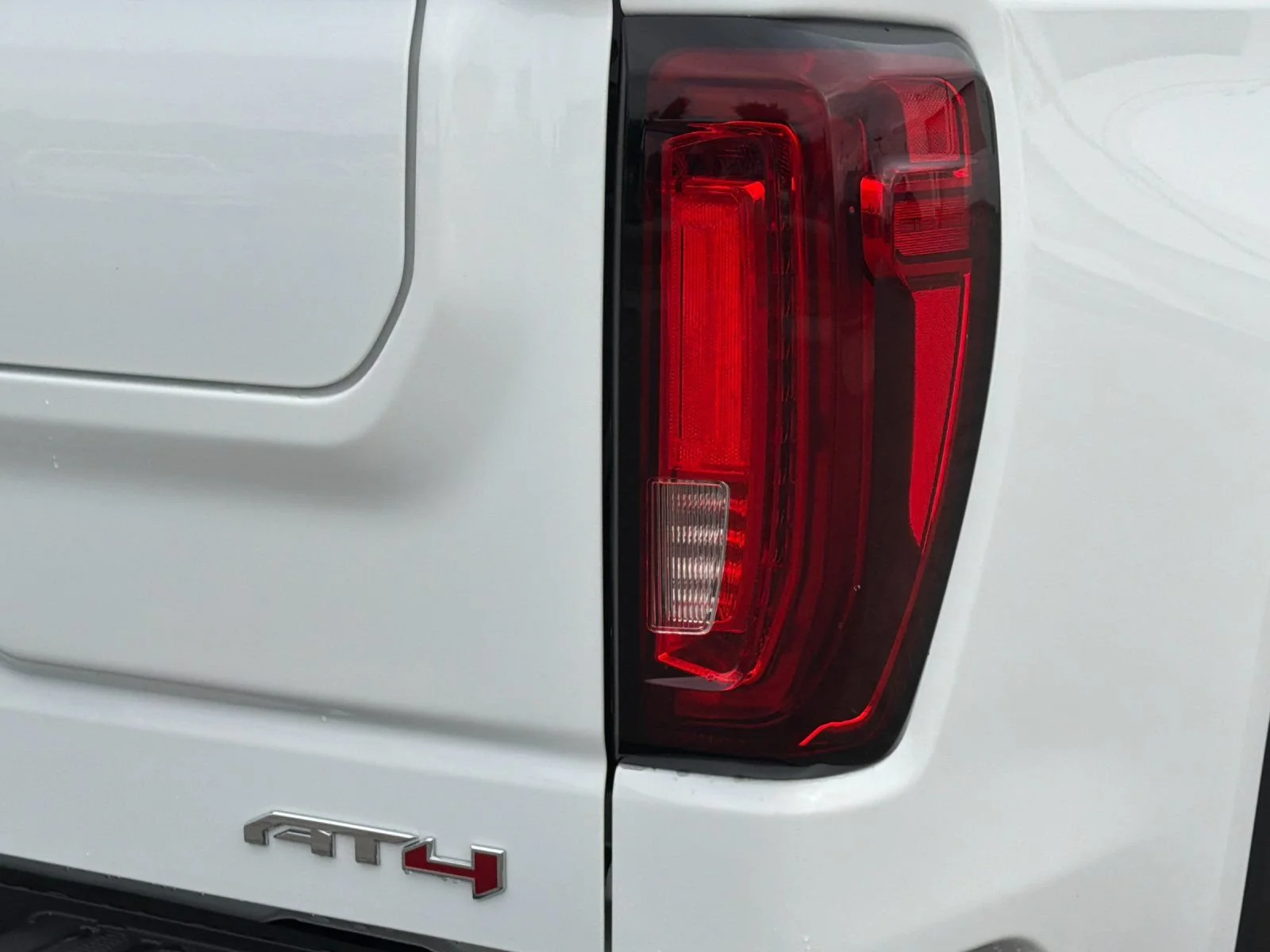 2025 GMC Sierra 1500 AT4 - Photo 36