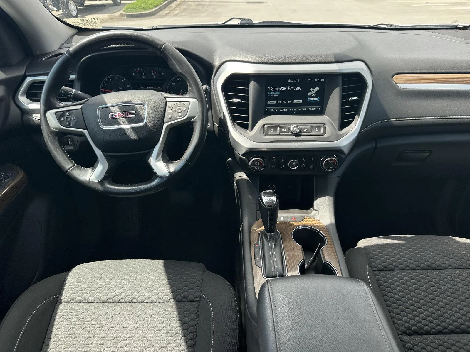 Used 2019 Summit White GMC SLE image 12
