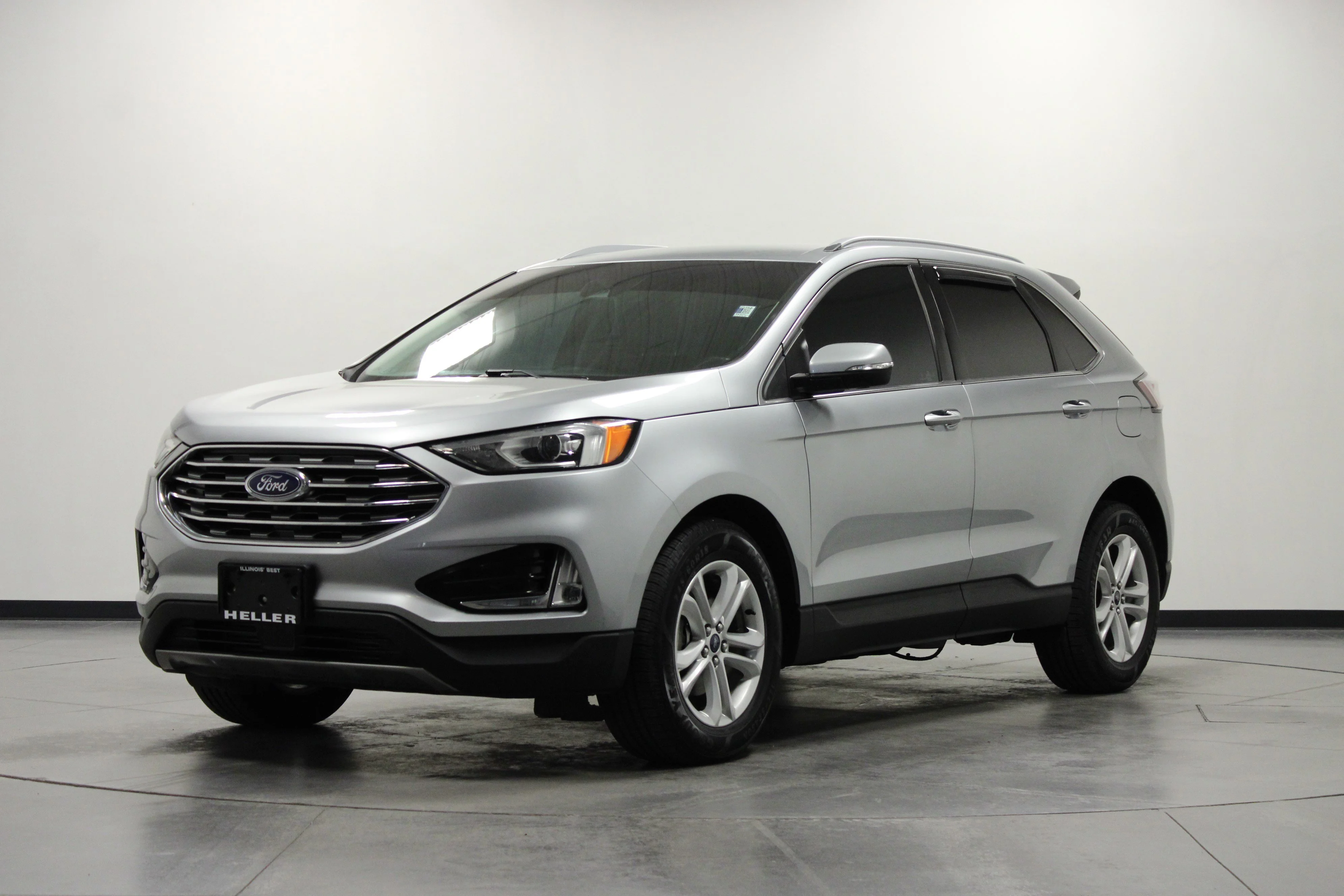 Used 2020 Iconic Silver Metallic Ford SEL image 8