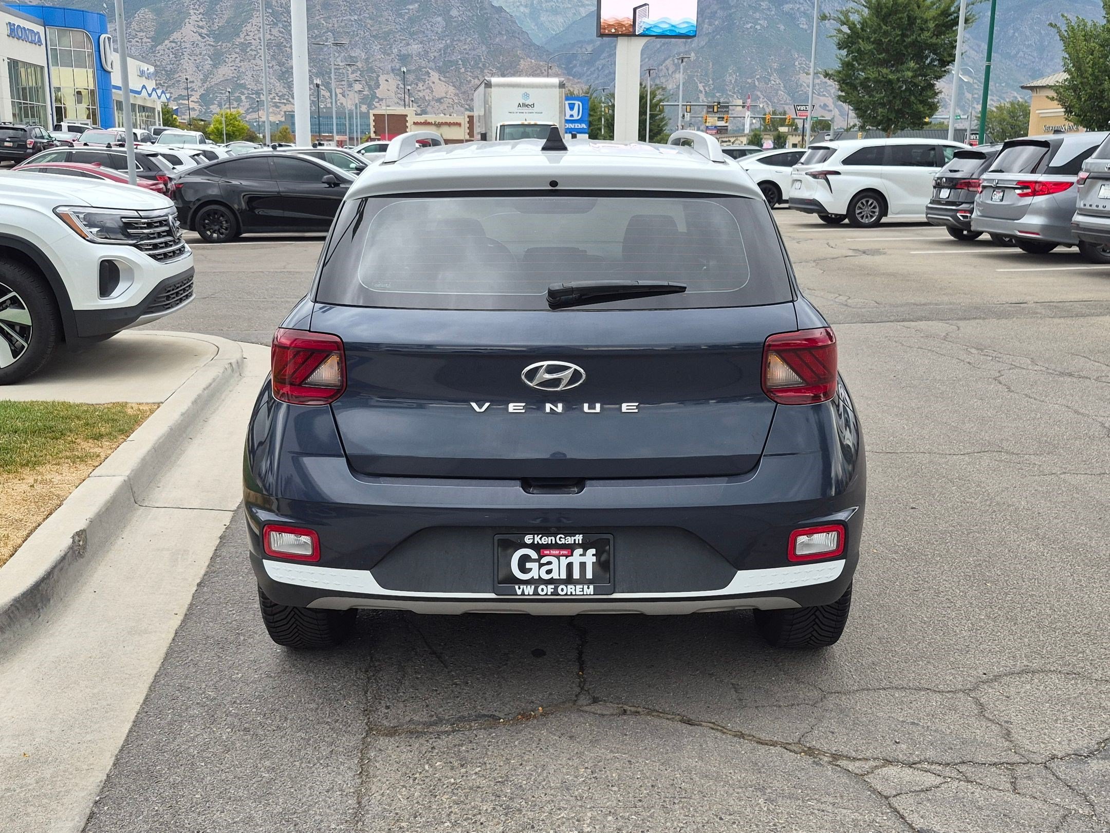 Used 2021 Denim Hyundai Denim image 4