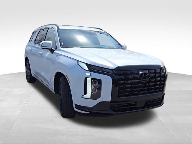 Used 2025 White Hyundai Calligraphy Night Edition image 3