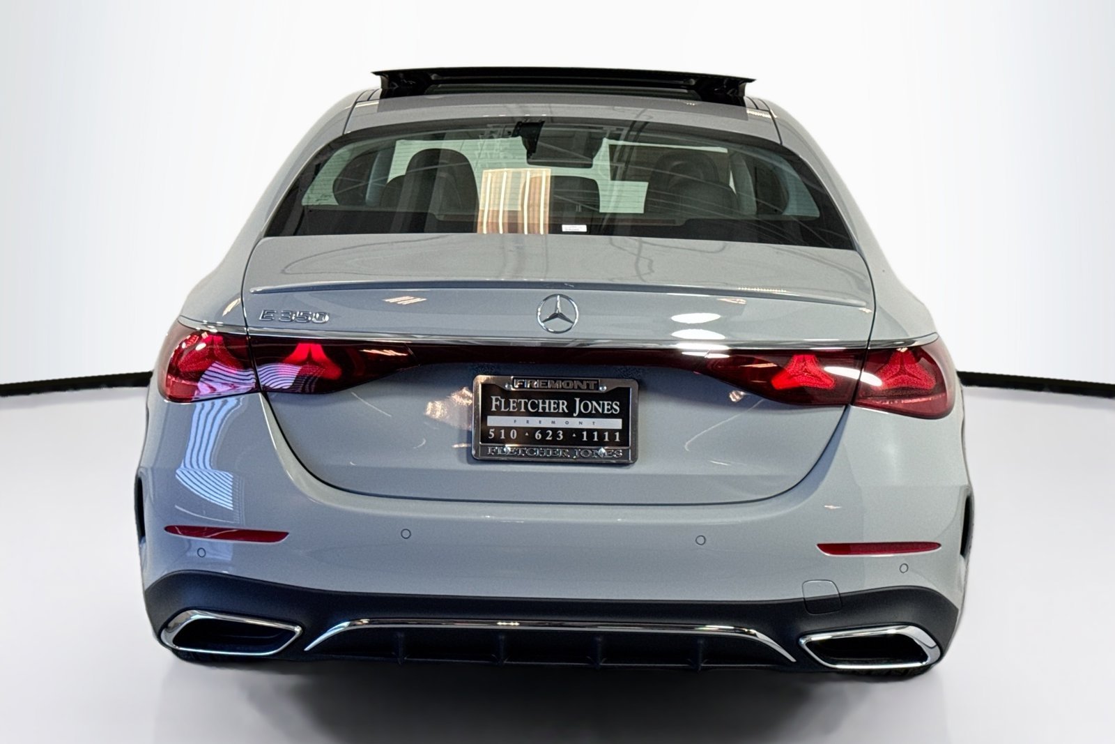 New 2026 MANUFAKTUR Alpine Grey Mercedes-Benz E 350 image 6