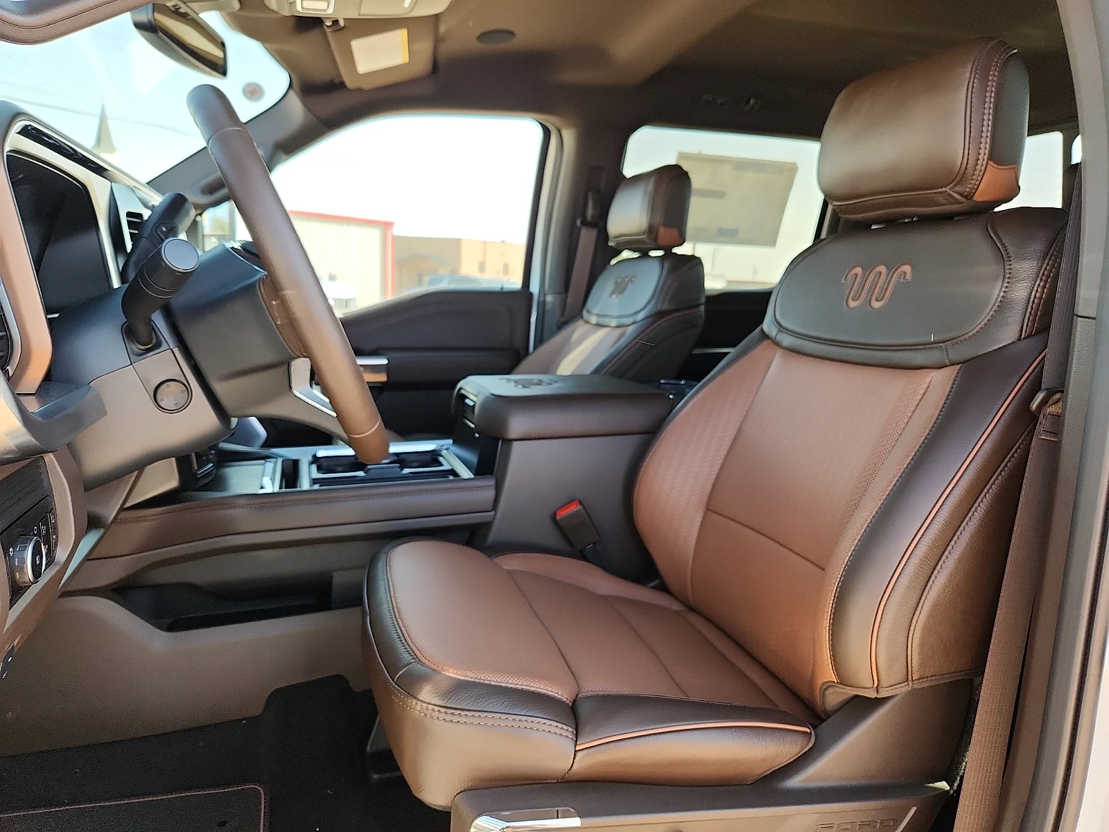 New 2026 Star White Metallic Tri-Coat Ford King Ranch image 17