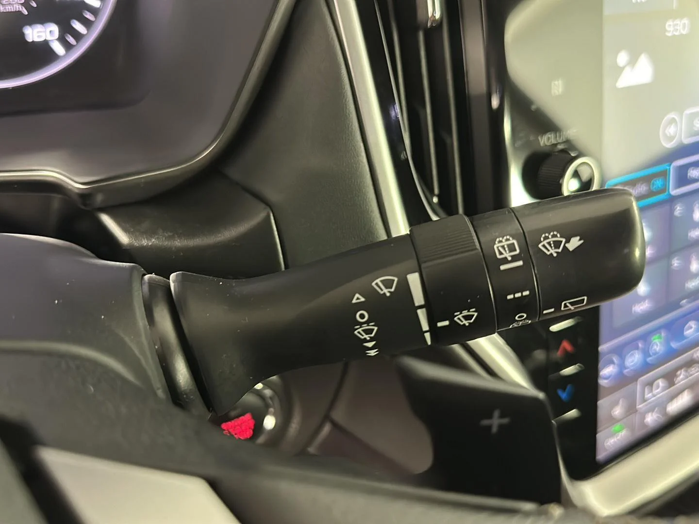 Used 2024 Crystal Black Silica Subaru Limited image 25