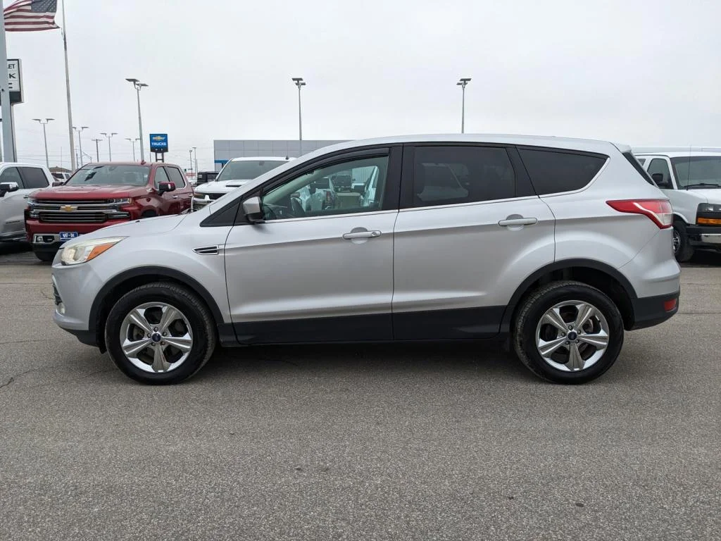 Used 2013 Ford Escape SE with VIN 1FMCU9G92DUD72332 for sale in Kansas City