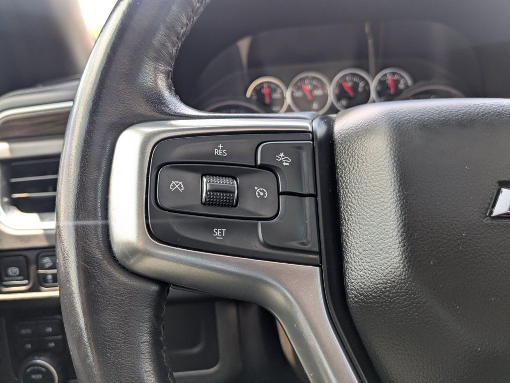 Used 2021 Shadow Gray Metallic Chevrolet Z71 image 23
